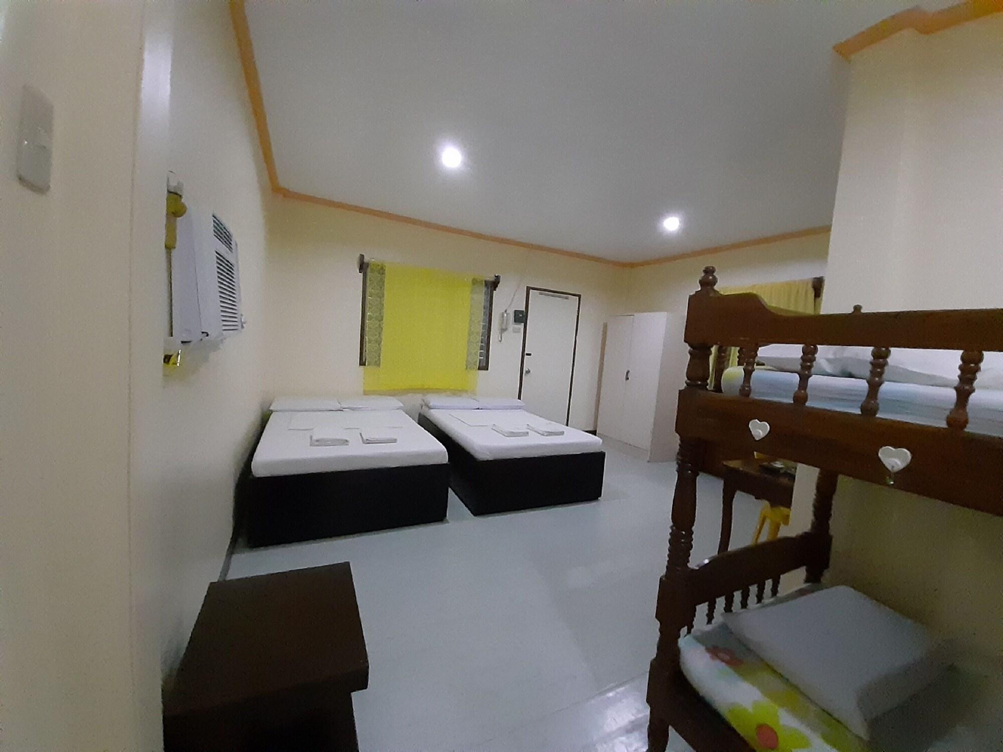 Hillside Resort Puerto Princesa Exterior photo