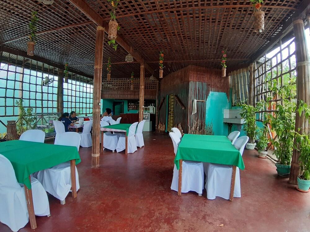 Hillside Resort Puerto Princesa Exterior photo