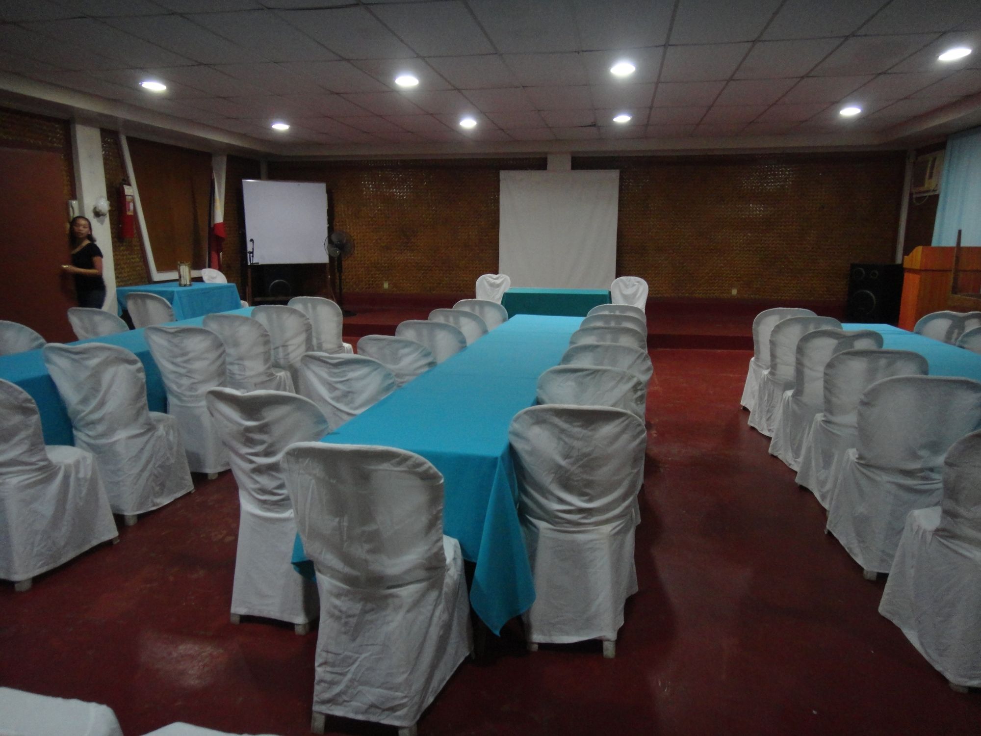 Hillside Resort Puerto Princesa Exterior photo