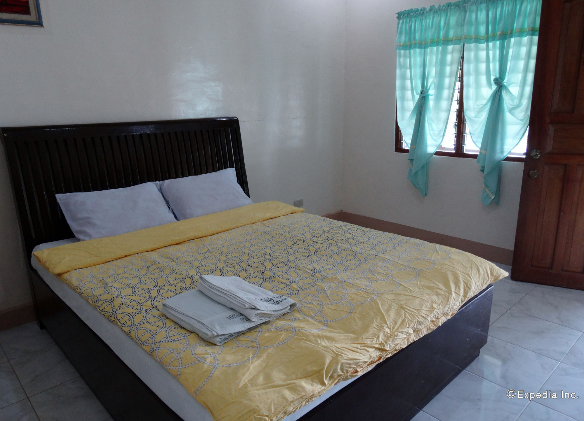 Hillside Resort Puerto Princesa Exterior photo